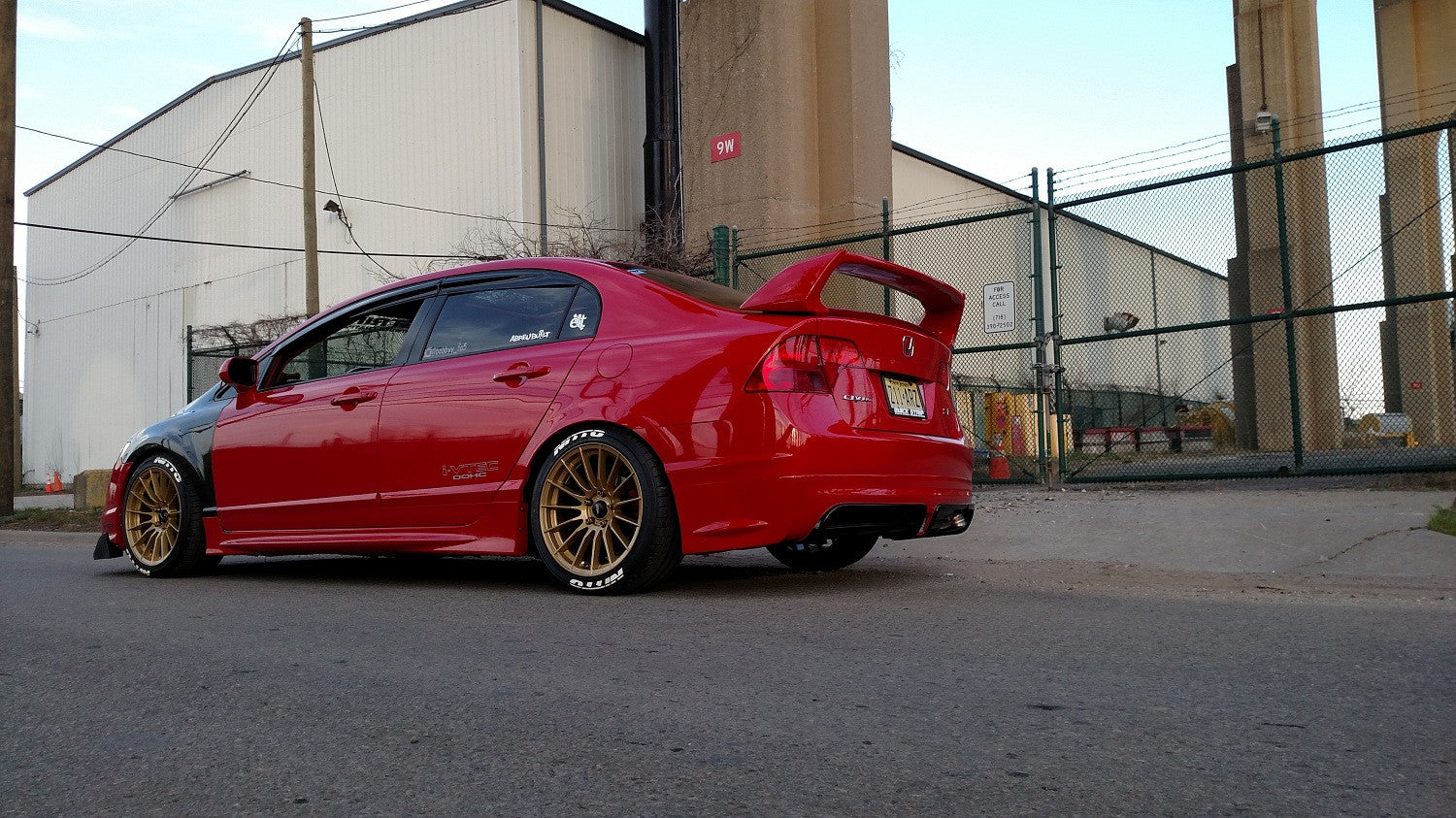 Ambit RE02 17" 17x9 +25 5x114.3 - Civic Si 8th Gen